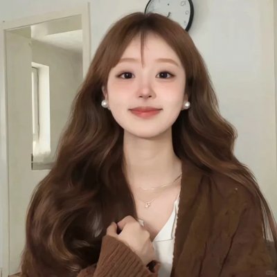 抽象画中的越南少女